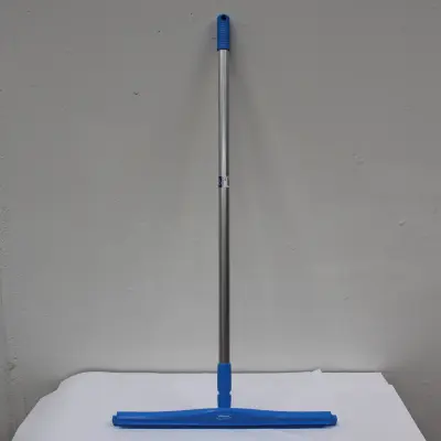 Product image Trekker Vikan blauw 50cm met steel.